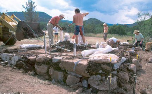 kamniti temelji, temelji, kamen, naravna gradnja, gradnja z naravnimi materiali