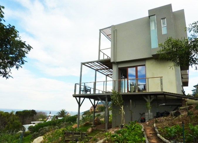 hiša iz konoplje, konopljina hiša, naravna gradnja, lesena hiša, konoplja, arhitekt naravna gradnja, arhitekt hiša iz konoplje, gradnja z naravnimi materiali