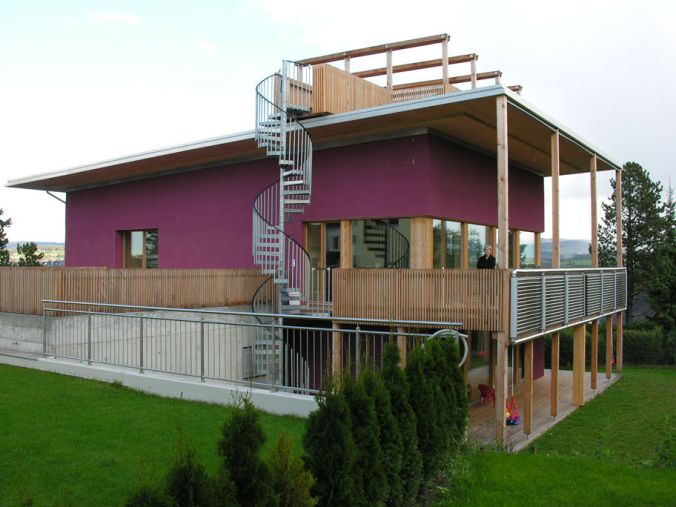 hiša iz slame, samonosna slamnata konstrukcija, naravna gradnja, hiša iz slame, slamnata hiša, naravna hiša, gradnja z naravnimi materiali