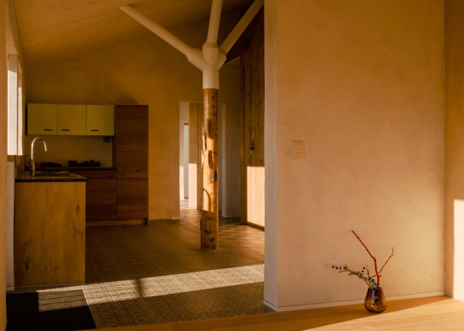 hiša iz konoplje, hiša iz konoplje interier, hiša iz konoplje oprema, konopljina hiša, naravna gradnja, lesena hiša, konoplja, arhitekt naravna gradnja, arhitekt hiša iz konoplje, gradnja z naravnimi materiali